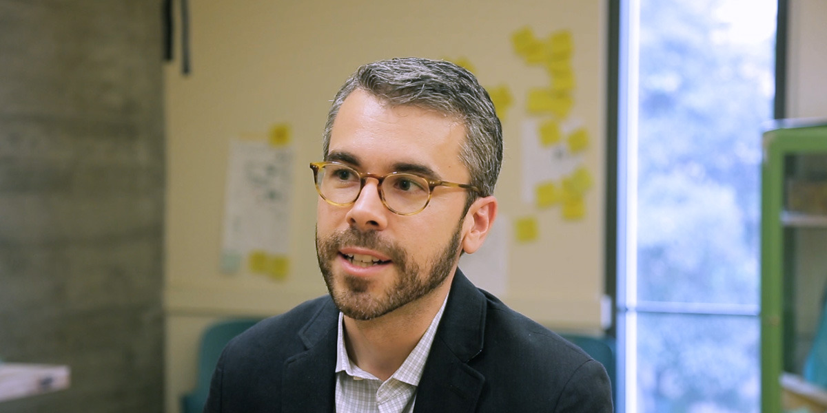 Der Schulleiter der Millennium School.