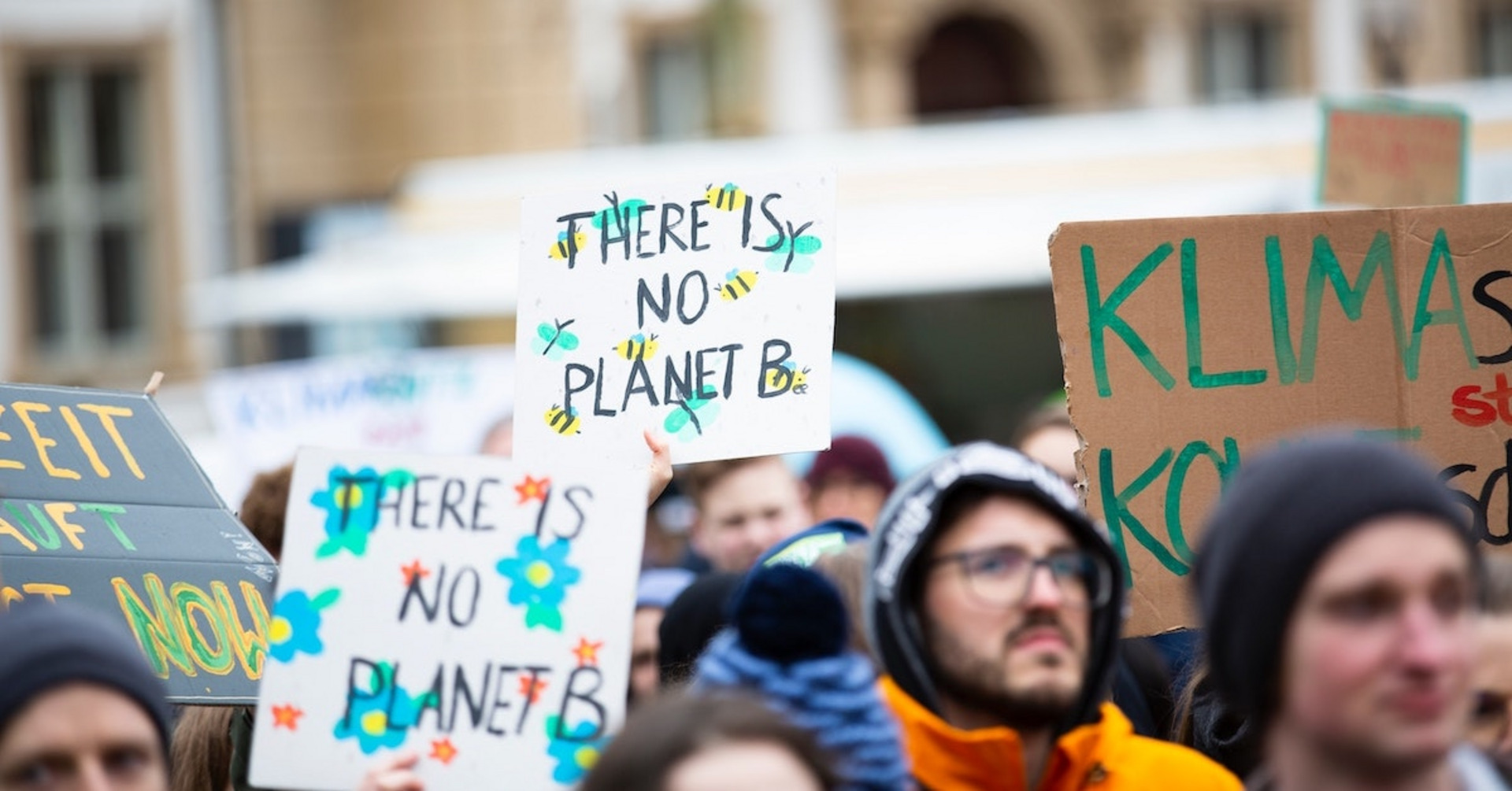 Menschen auf einer Fridays for Future-Demo